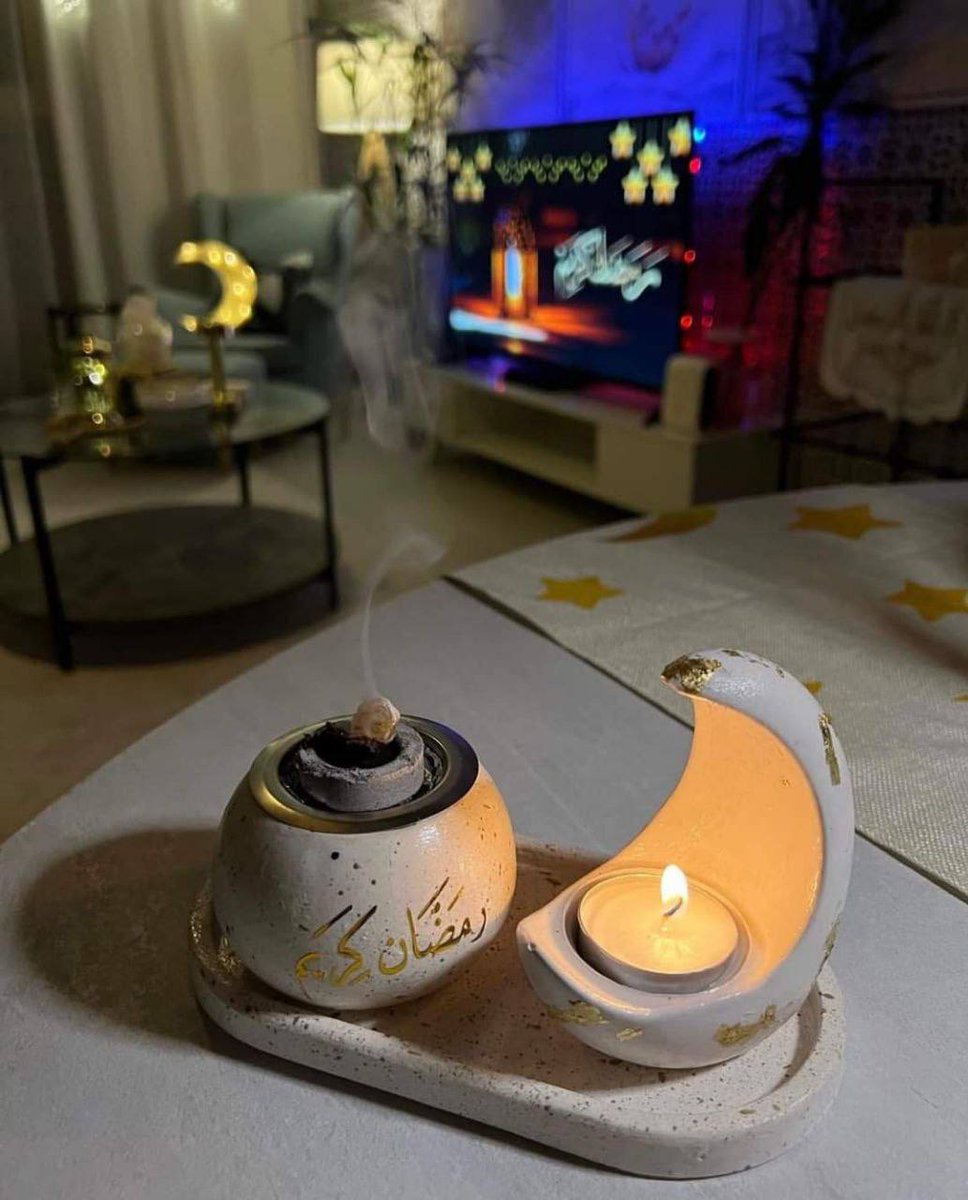 وُيَٻقٌى آلُآمْلُ ‏𓃗 tweet media