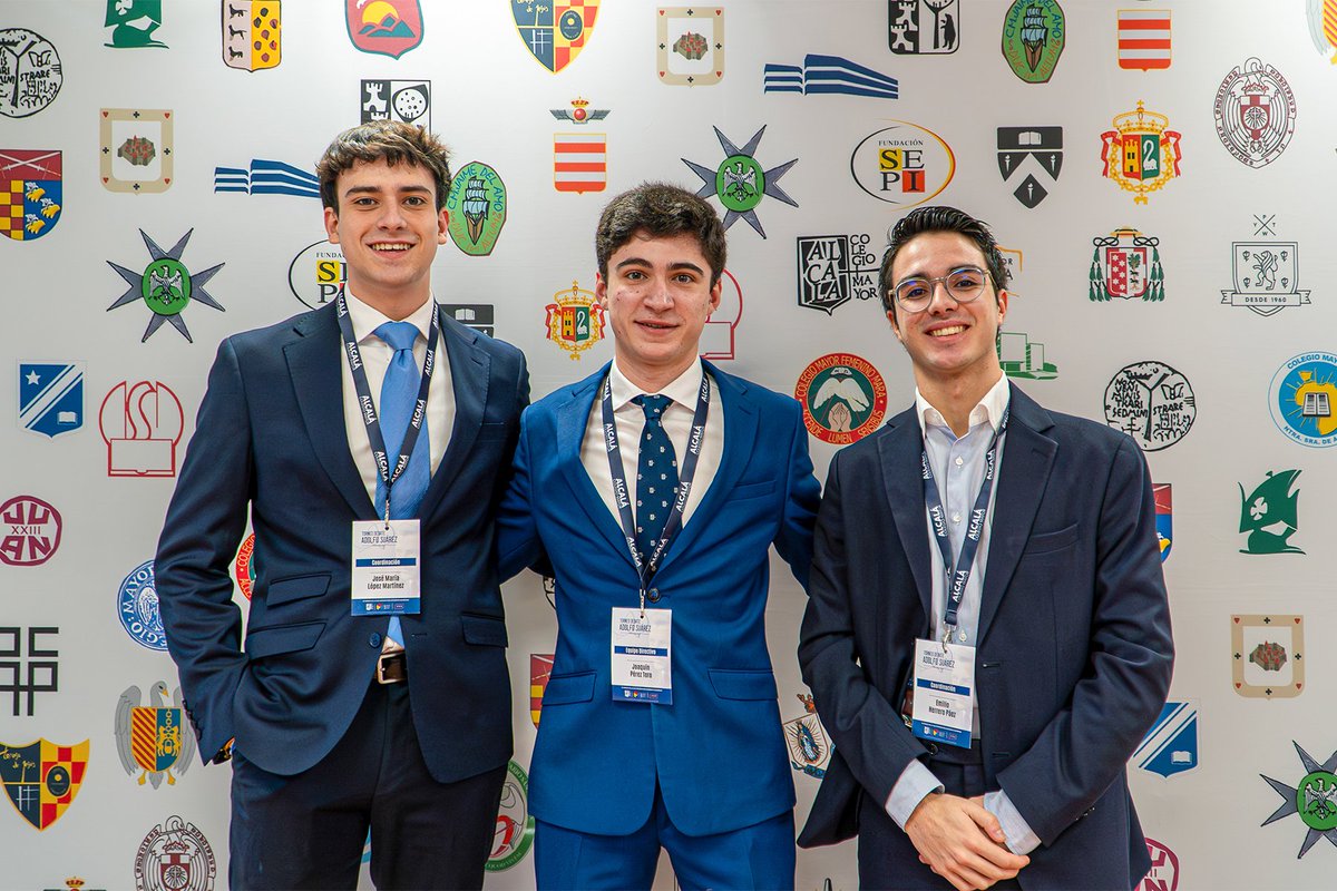 cmalcalaoficial's tweet photo. IX Torneo de Debate Adolfo Suárez | Voluntarios

Si el IX #TDAS es posible, es gracias a ellos.

Más de 40 colegiales: jueces de sala y de tiempo, soporte técnico, equipo de staff y organización. Trabajo silencioso pero imprescindible.

#MásAlcalá #UnMayorEsMás https://t.co/PWWZb8t7lf