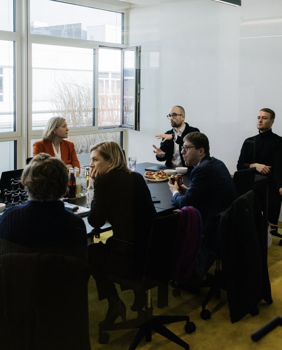 QuantumDiamonds tweet media