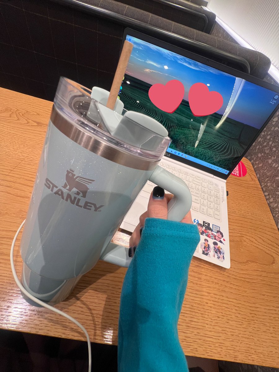 ittsshx's tweet photo. 오늘깔맞춤ㄹㅈㄷ https://t.co/LTjAXdJ4OI