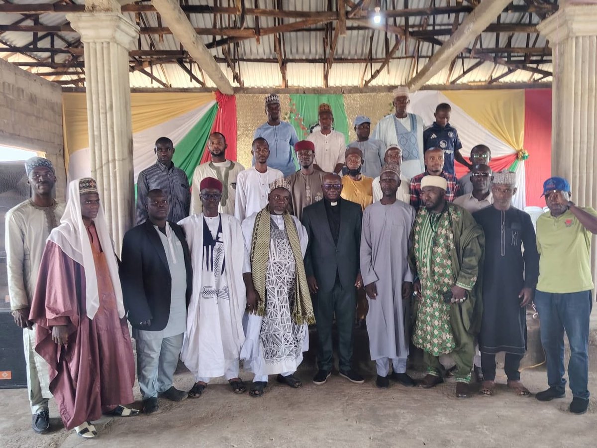 Peace Journalists Lead Interfaith Climate Campaign To Tackle Deforestation, Desertification - daylightreporters.com/?p=119384&utm_…