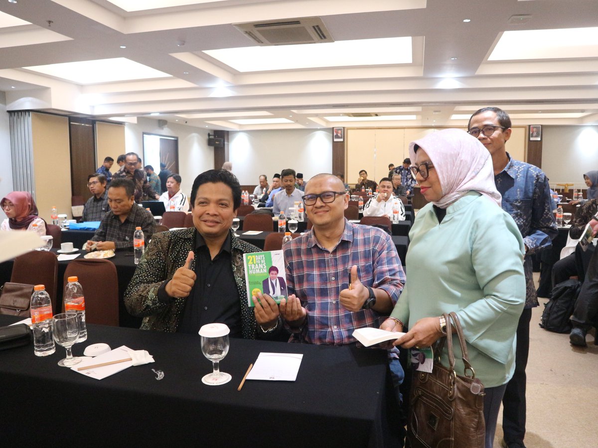 Capacity building menjadi fondasi utama dalam penguatan kualitas institusi. Namun, pengembangan kapasitas tidak hanya berkutat pada peningkatan kompetensi teknis, melainkan juga pada penguatan kesadaran diri (self-awareness) sebagai inti dari integritas akademik.
