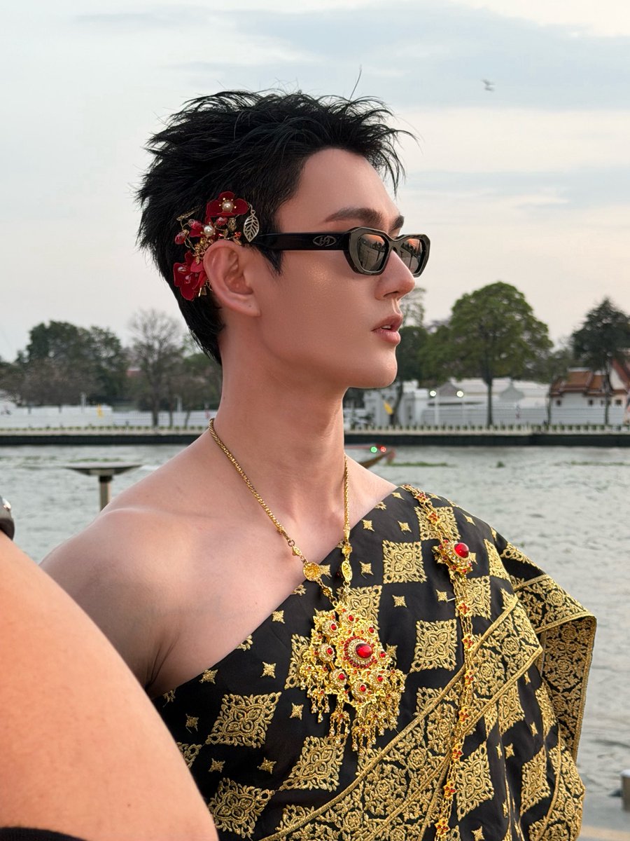 วันนี้ข้าจักเข้าไปยังหัวเมือง เพื่อเลือกหาสิ่งของงามตาเสียหน่อย #pavelphoom