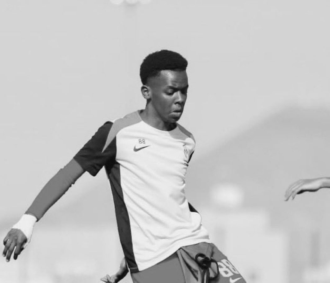 خالص العزاء والمواساة لأسرة السعيد في وفاة ابنهم الشاب تركي عبدالله السعيد (16 عاما) لاعب نادي القادسيه، اللهم اغفر له، اللهم اجعل قبره روضة من رياض الجنة، اللهم أكرم نزله ووسع مدخله، اللهم اجعله ضاحكا مستبشرا مسرورا ونور له قبرة، اللهم عوض شبابه بالجنة
انا لله وانا اليه راجعون