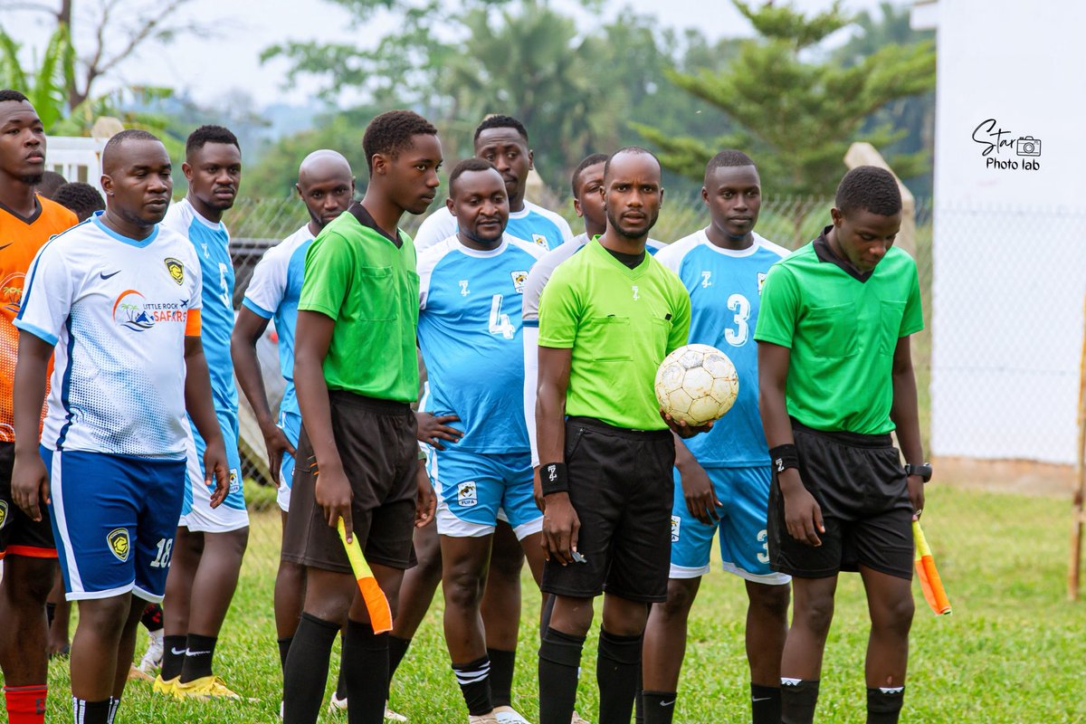 GlobalGuardia's tweet photo. Pictorial moments for the game of Kitara legends vs Global Guardians that ended 2-1 in favor of kitara legends @KitaraFcLegends. A beautiful game played at the royals park stadium the home of @KitarafcHoima @KitaraFC @kitarafcjt 

Memories created and kept in a photograph ⚽️ https://t.co/y2dyOREwbC