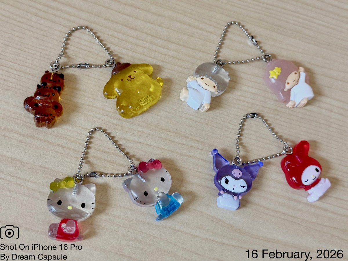 🌟新入荷ガチャ商品プレゼントCP🌟

ドロップみたいにぷっくりつやつや✨
「サンリオキャラクターズ なかよしドロップチャーム」

フォロー&amp;RP(RT)していただいた方の中から抽選で2名様に全4種セットをプレゼント🎁
ドリカプへの入荷日とキャンペーン詳細は↓

#ドリームカプセル #ガチャ専門店