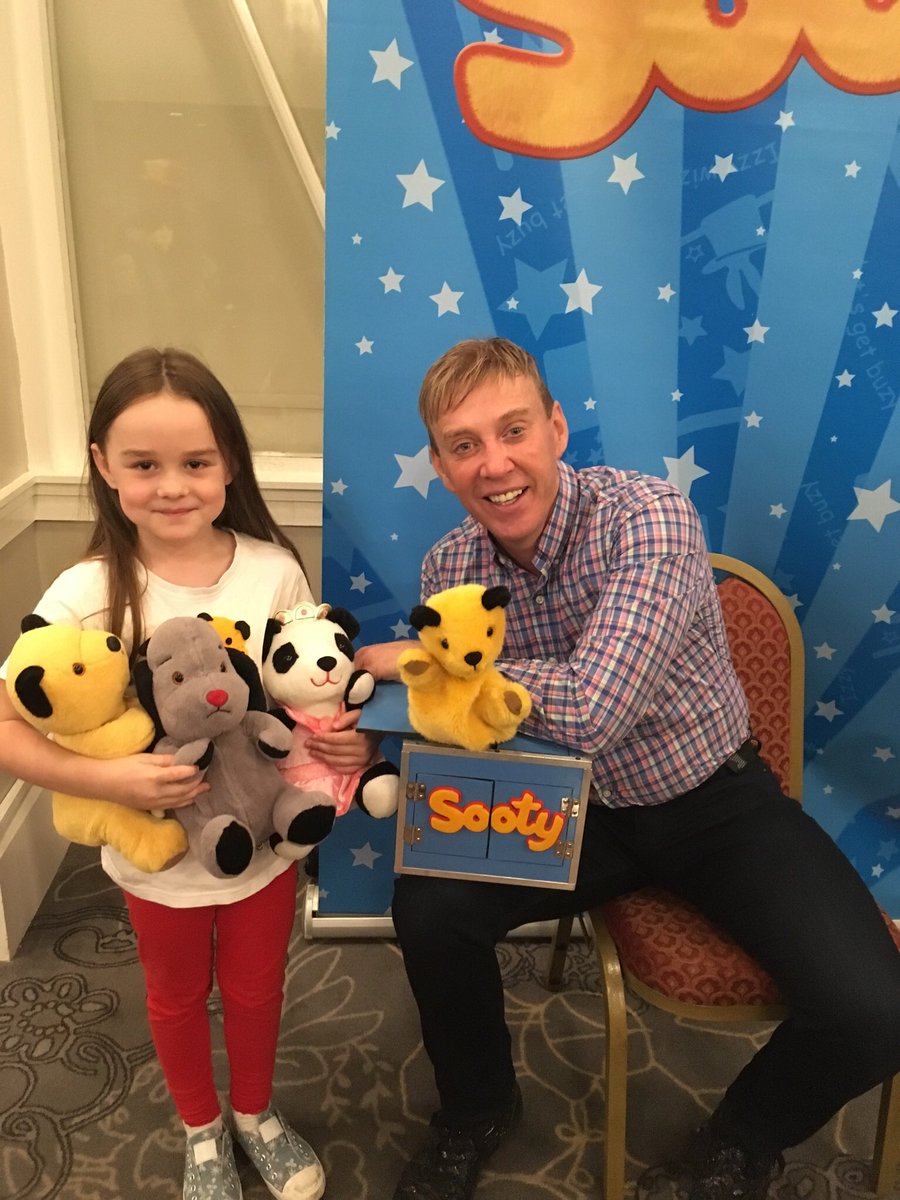 Jane Linley tweet media