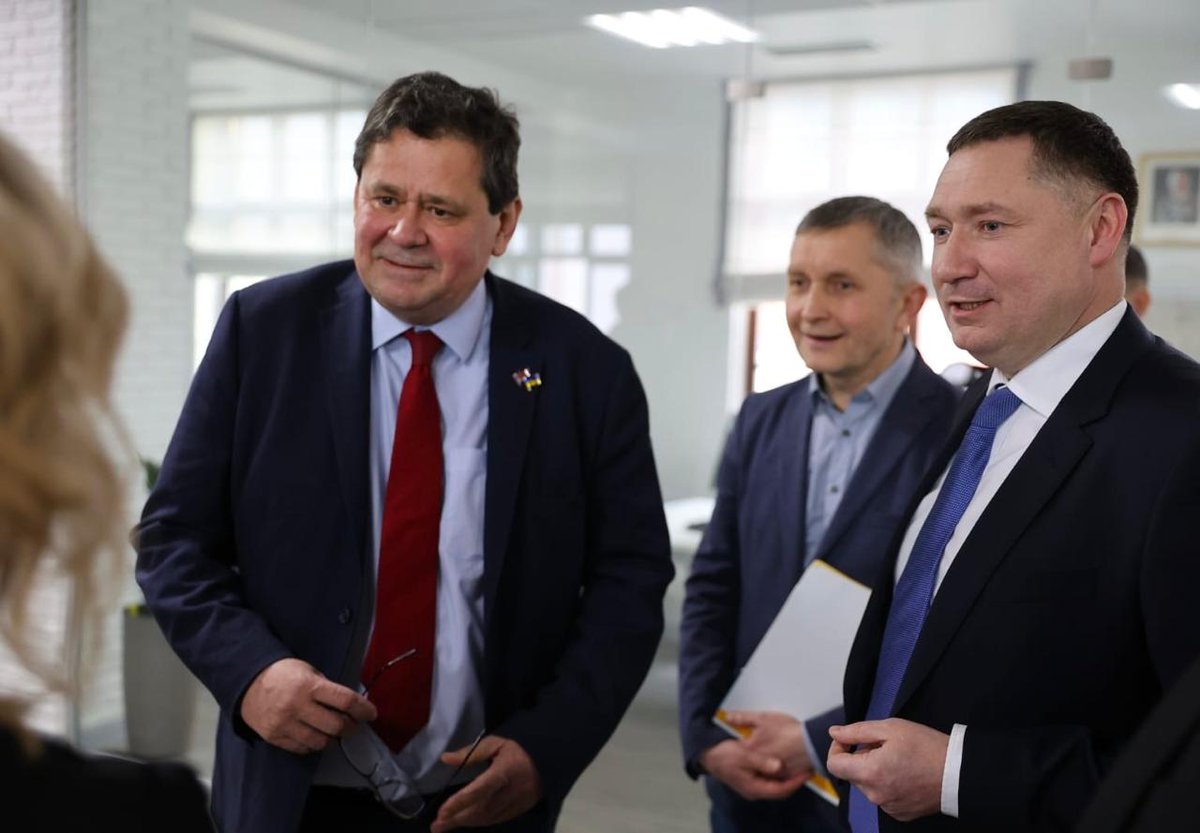 Максим Козицький tweet media