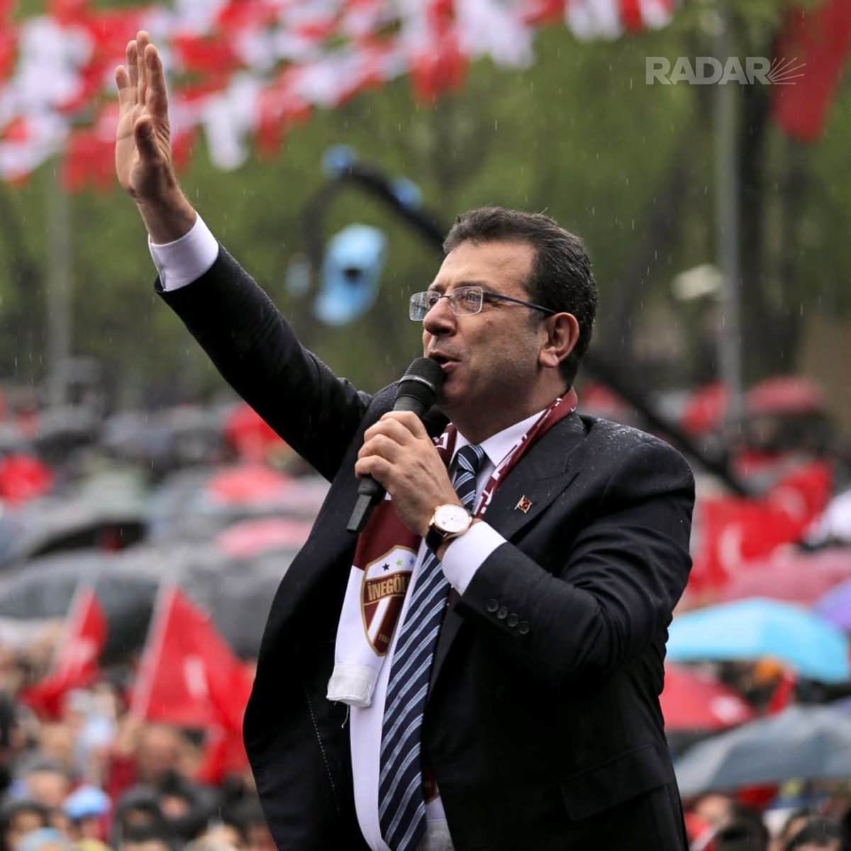 Ekrem İmamoğlu savunmasına başladı:

"Bütün arkadaşlarım masumdur. Bu iddianameler çöptür. 

Seçim yakındır ve seçim sonrası emin olun ki sizler adil yargılanıyor olacaksınız."