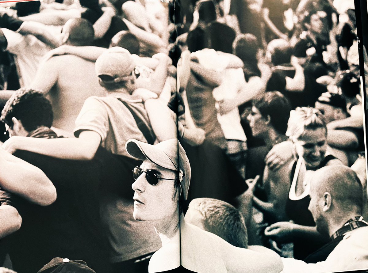 clubrougebleu's tweet photo. The perfect photography of @MerryMoraux ๐ธ
#PSG | #SHITTYFOOTBALL https://t.co/0X3MwHWF9k