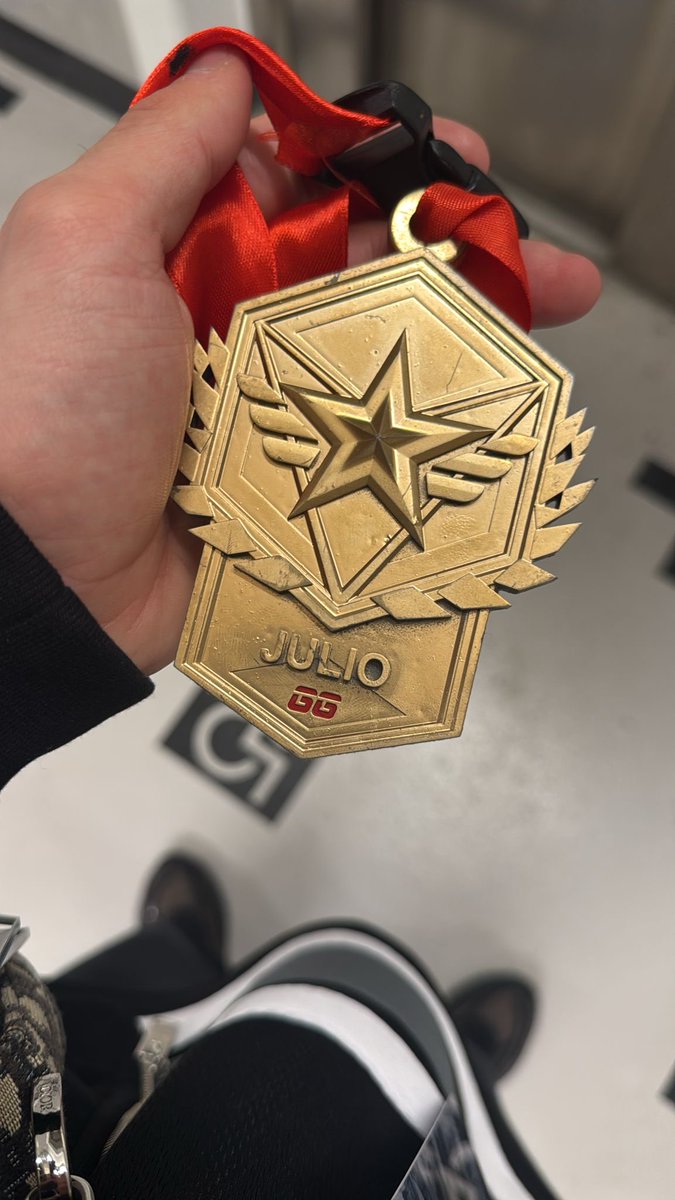 Falcon JULIOAKAJULIO tweet media