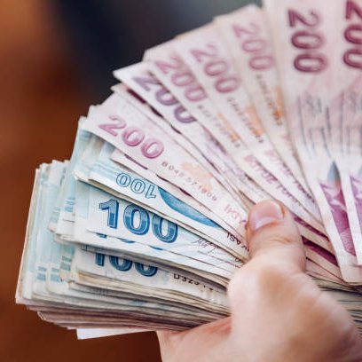 Vergi gelirleri tahsilatı, ocakta geçen yılın aynı ayına göre %49 artarak 1 trilyon 181 milyar 218 milyon TL oldu.