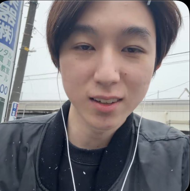 Yzn_bs's tweet photo. この顔で代行プロマジす��？ https://t.co/MCeJml5XRK
