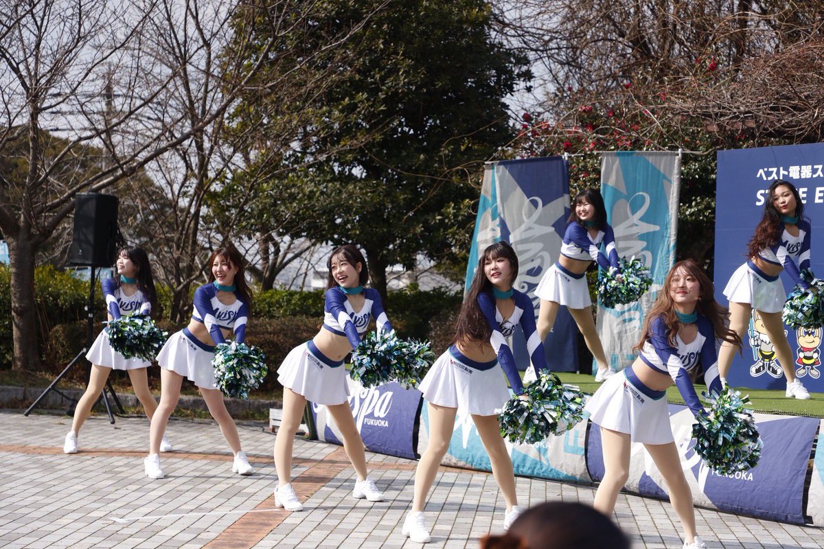 RFC- official tweet media