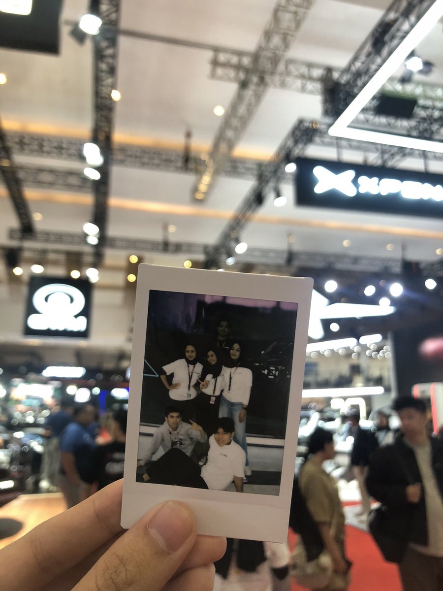 Zoooee212's tweet photo. IIMS 2026🥹❤️🫂 https://t.co/Dy7YdIGuVb