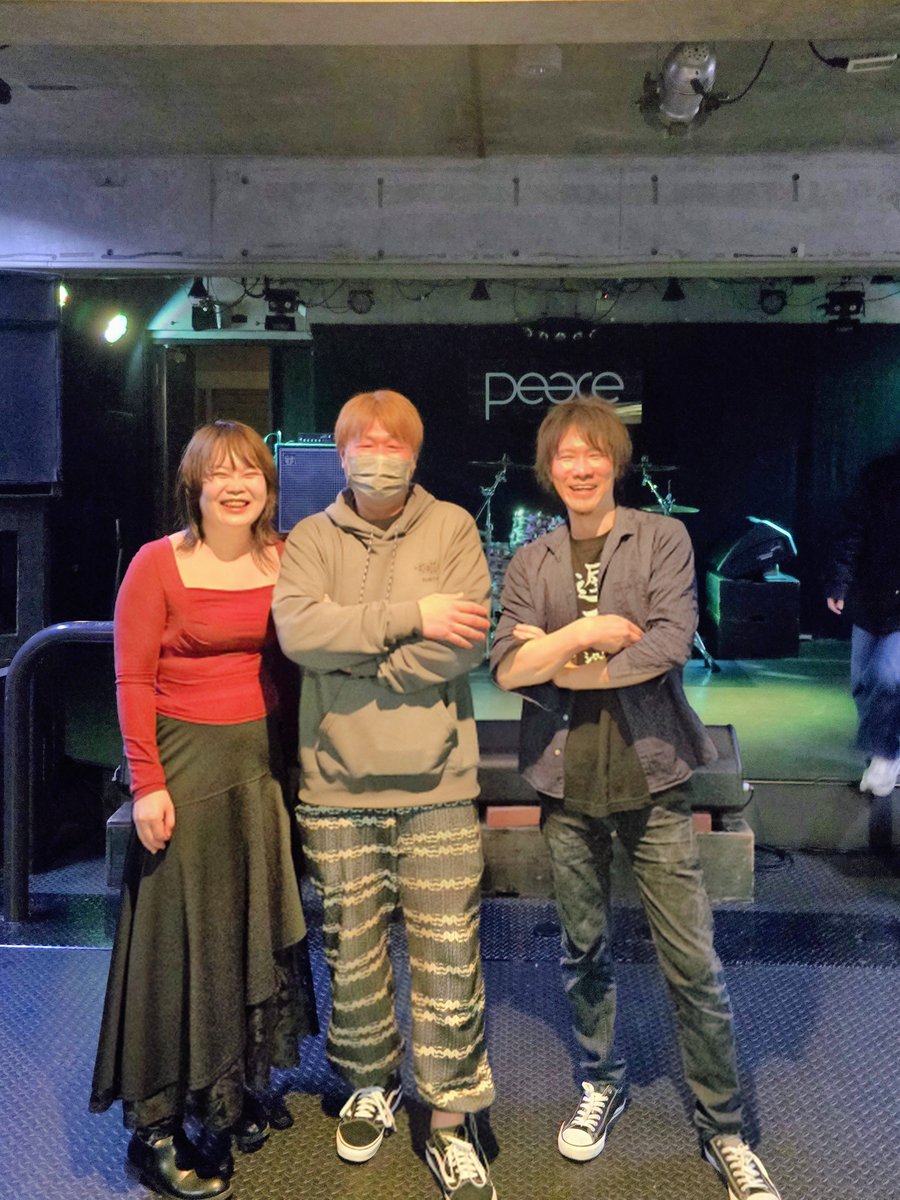 ライブ終了しました！

ご来場の皆様、対バン関係者の皆様、ありがとうございました！

1.ソドシラソ
2.Your eyes closed
3.upside down 
4.うつして
5.落堕

機材トラブルがありましたがそれもライブならではと動画を楽しんでいただけたら嬉しいです！

次のライブは3/20。
ご来場お待ちしています！
