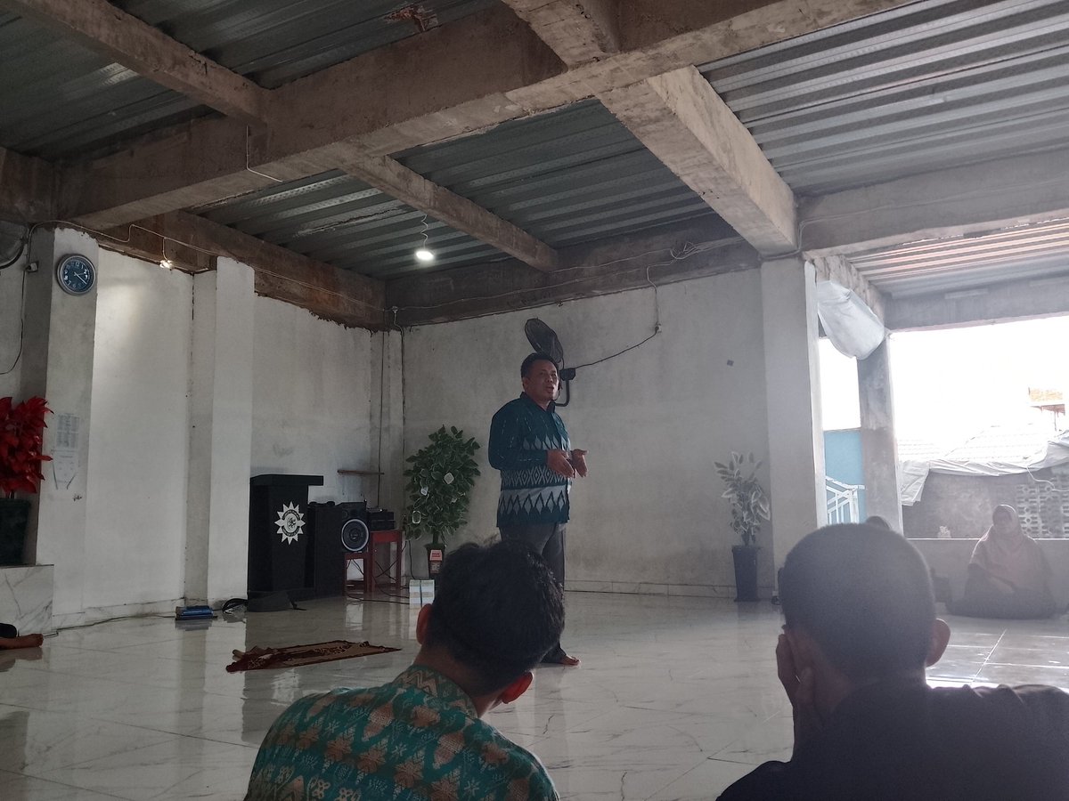 AlJabbar212's tweet photo. Untuk mendukung suatu organisasi atau kelompok tertentu atau bahkan dalam lingkup pemerintahan, maka perlu persatuan perspektif demi keberlanjutan organisasi atau kelompok atau bahkan lingkup pemerintah tersebut demi menjaga keberlangsungan organisasi tersebut. https://t.co/ODt1ZDdYQK