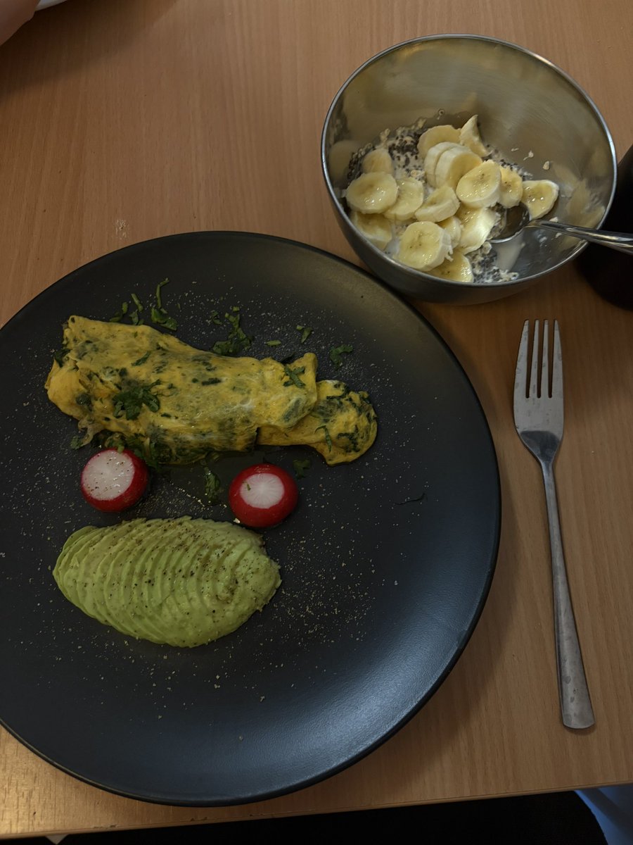 31b4_'s tweet photo. Preworkout breakfast https://t.co/V98ErBSouX