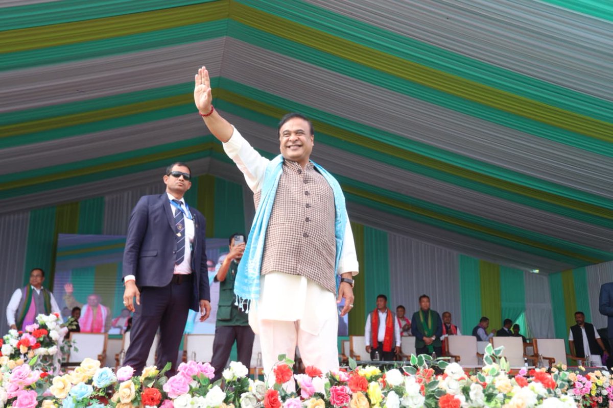 himantabiswa's tweet photo. Tamulpur, Baksa and Udalguri are in full enterprise mode today.

Under #CMAAA2, ₹47+ cr support reached 4,768 entrepreneurs across the three districts, adding momentum to our journey towards an #AtmanirbharAssam.

Additionally, inaugurated 4 new RCC bridges over the Matanga and Balti rivers to enhance connectivity and growth.