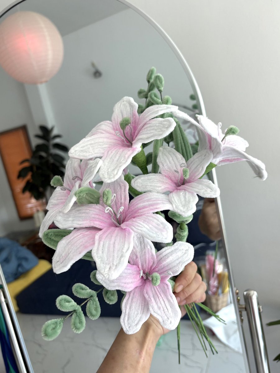 Purr / Fresh -ดอกไม้ลวดกำมะหยี่ 🌷🤍 tweet media