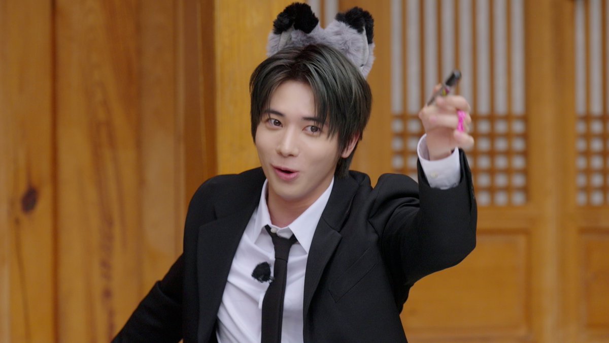 TXT_bighit's tweet image. [TO DO LIST📝]

그냥 가기 아쉬워서 
작고 소중하지만 모아를 위해 모아 왔어요 🎁

잠시 후 오후 9시⏰ TO DO 에서 만나요!

#투모로우바이투게더 #TOMORROW_X_TOGETHER #TXT #TODO