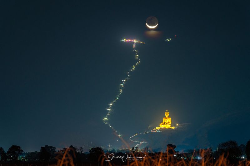 "เทศกาลขึ้นเขาวงพระจันทร์" ณ วัดเขาวงพระจันทร์ อ.โคกสำโรง จ.ลพบุรี ๑๗ กุมภาพันธ์-๓ มีนาคม ๒๕๖๙ ร่วมกิจกรรมเดินขึ้นบันได ๓,๗๙๐ ขั้น สักการะรอยพระพุทธบาทบนยอดเขาเพื่อเสริมศิริมงคลและชมทัศนียภาพบนยอดเขา ข้อควระวัง: สุขภาพร่างกายต้องพร้อมครับ 📷Blockdit: เที่ยวฟินกินเพลิน