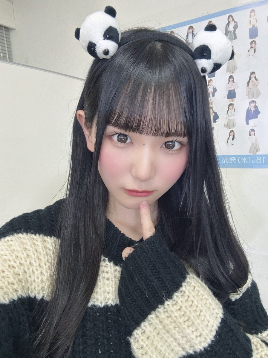 ここみん、おつにじー🌈 3月の土曜と日曜の握手会に 申し込み済みだよ