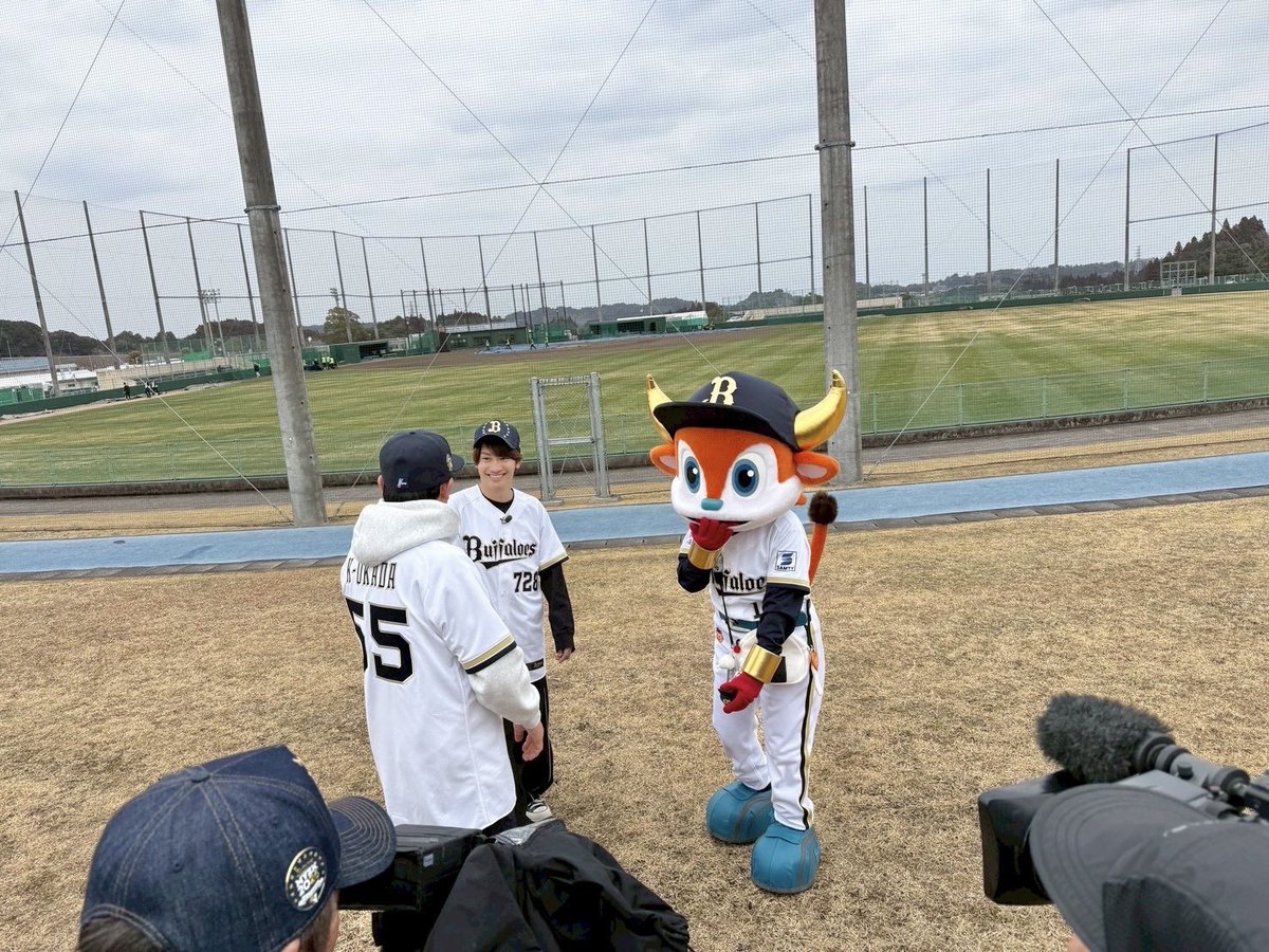 バファローブル🍙&ベル🍓 tweet media