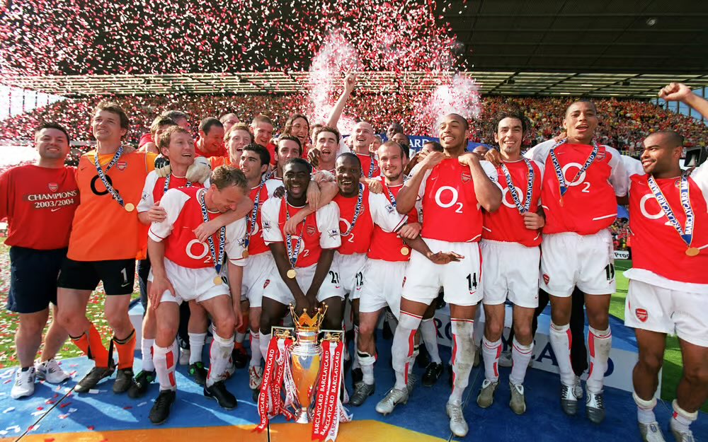 miedemaftevans's tweet image. only club in the land to go invincible with both teams ❤️🤍