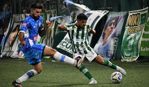 Deportivo Merlo cayó en el debut
En el Parque San Martin se disputo el primer partido de la Primera B Metro entre Deportivo Merlo y Excursionistas, con triunfo visitante por 2 a 1 La nota completa leela en este enlace todosunotvdeportes.com.ar/info.php?id=11…