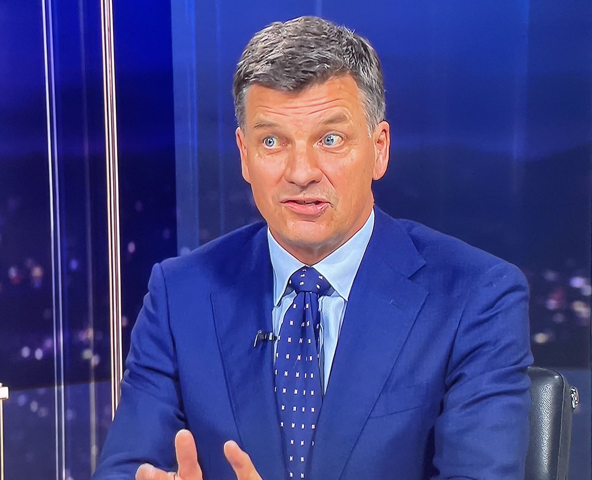 JayJay91341991's tweet image. Dear Anus, 

Bondi shooter Sajid Akram, came into this country under the Howard Govt &amp;amp; was given a gun licence under the Abbott Govt.

His son was investigated by ASIO and cleared under the Morrison Govt. 

You’re welcome. 

#abc730 #auspol #LNPCrimeFamily  @AngusTaylorMP