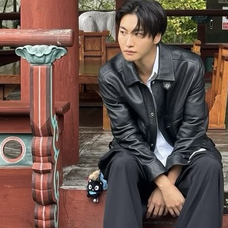 pici loves hwa🍓 tweet media