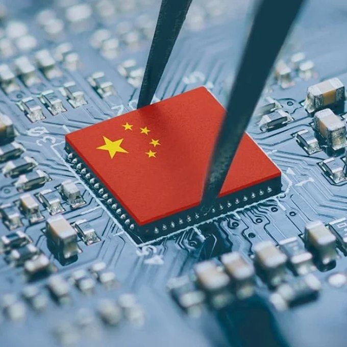 🚨🇨🇳 BREAKING: US has labelled the Chinese chip industry as an economic threat.
