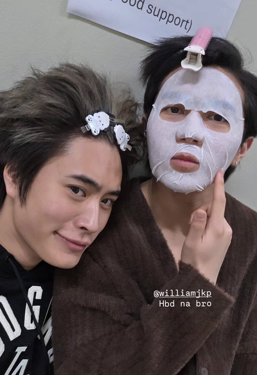 วิลเย่มมาส์กหน้าทุกทีเลย น่ารักเว่ย❤️‍🩹