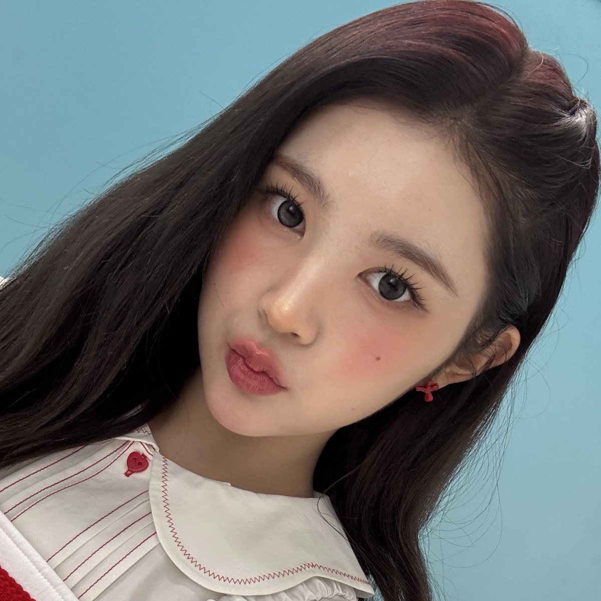 에이츼 tweet media