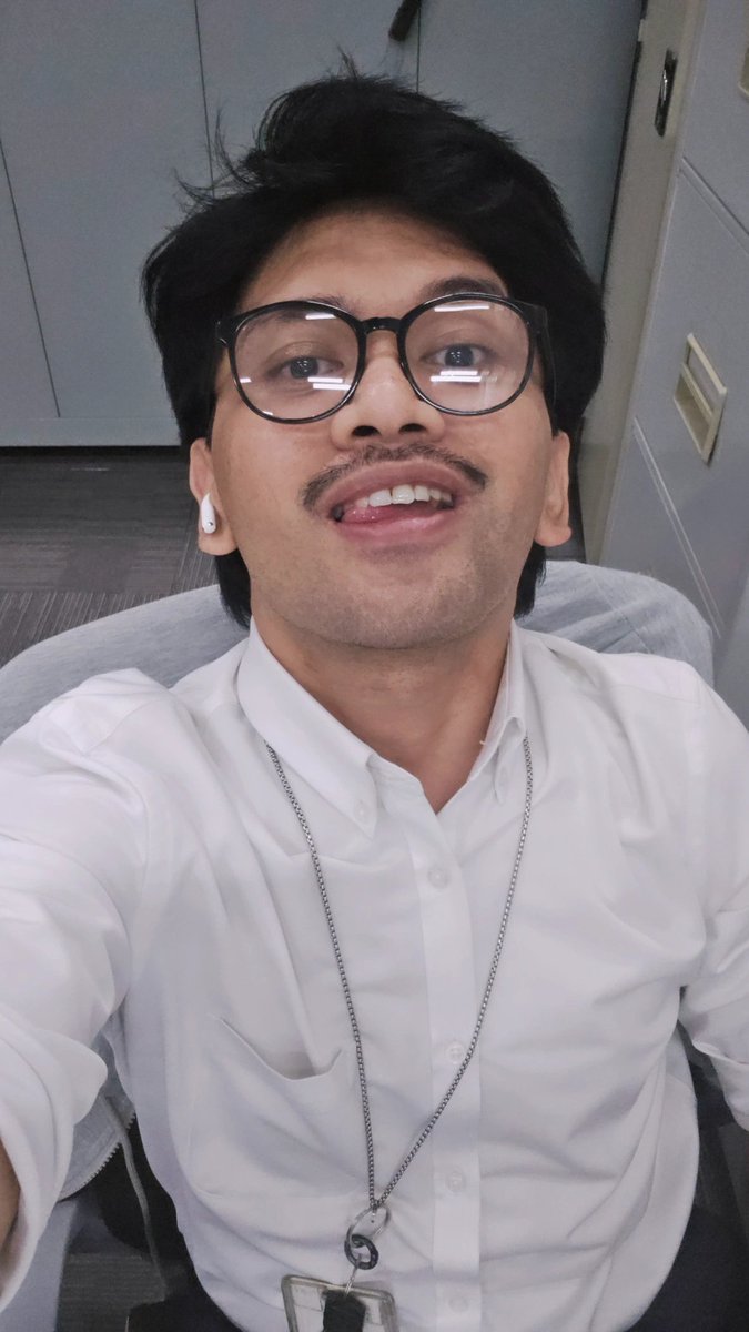 Mumpung besok libur 😮‍💨