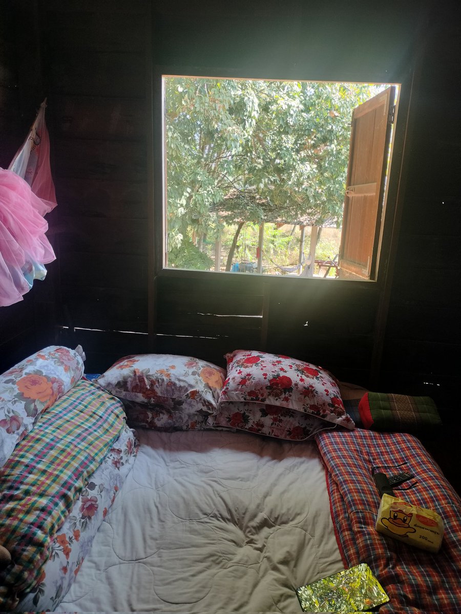 ไท สกล tweet media