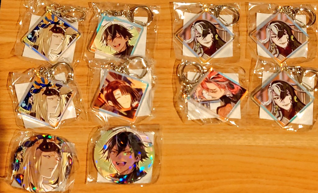 交換】fgo ホテルカルデア ホテル 缶バッチ アクリルキーホルダー譲