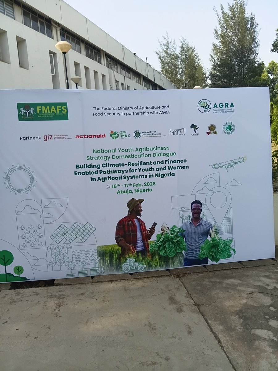 alaku_doris's tweet photo. Day 1
First Edition of National Dialogue on Youth and Women engagement in Agrifood System Transformation in the country
on the theme *"Building Climate Resilient and Finance-Enabled Pathways for Youth in Agrifood Systems in Nigeria".
#fmafs https://t.co/SUkF0Esa4r