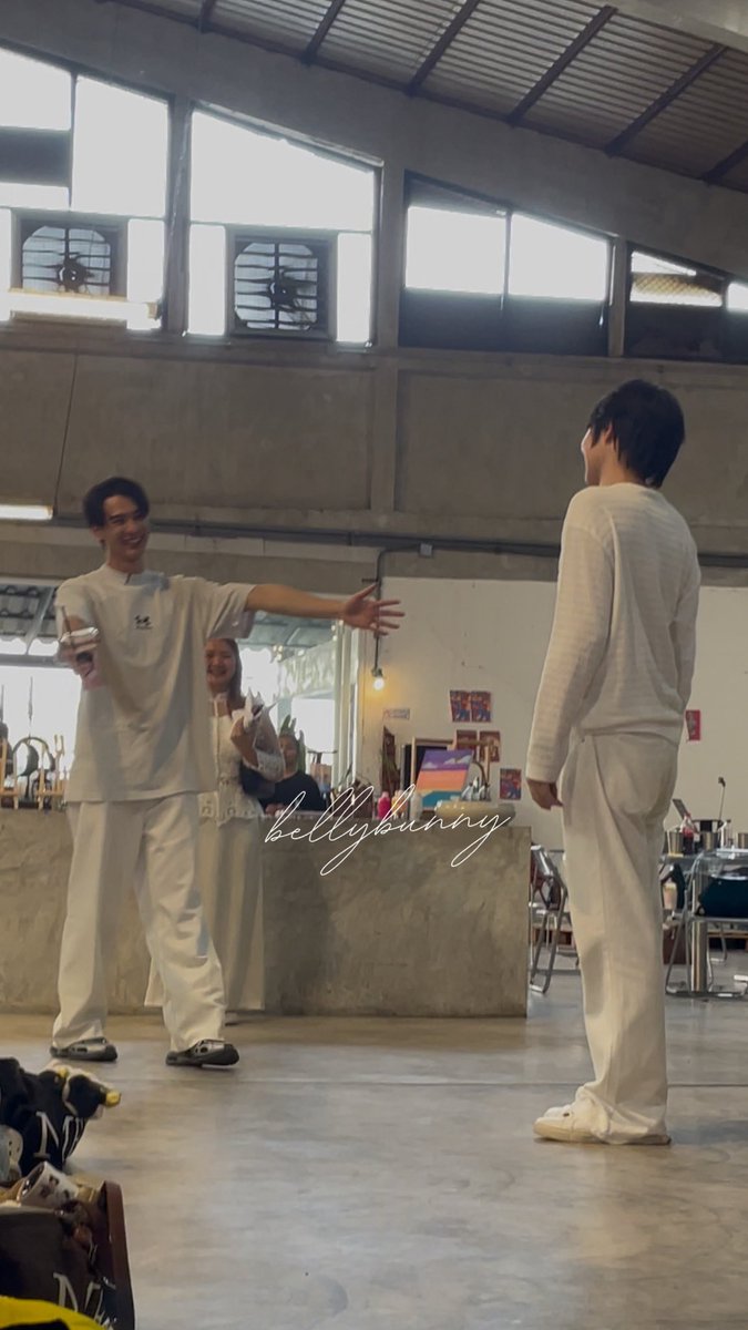 จังหวะขอจุ๊บเป็ด จุ๊บกระต่าย ชั้นกลั้นหายใจ 
#NPTimelessWarmth
#nampingster #kengharit #kengnamping