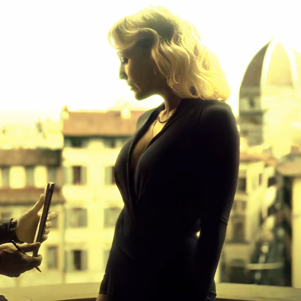 xeroxeii's tweet image. god is a woman and thats Bedelia Du Maurier