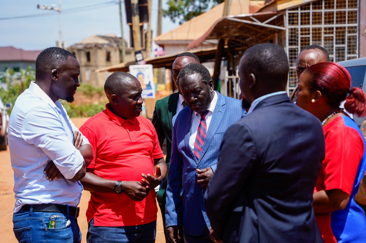 NUP_Ug's tweet image. This morning, a team of party leaders led by our Deputy President for Eastern Uganda Hon. John Baptist Nambeshe and our lawyers tried to access the premises of the residence of the party president @HEBobiwine to ascertain the state of his family members who are being held hostage…