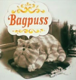 KateGarnerMusic's tweet photo. Sandra Kerr at the piano.
English folk singer songwriter Sandra Kerr has, with John Faulkner, written some of the most iconic children’s music in the history of TV,’ Bagpuss'. Have a good week folks, keep on singing! #Monday #SandraKerr #Bagpuss https://t.co/tPjzG4HEdA