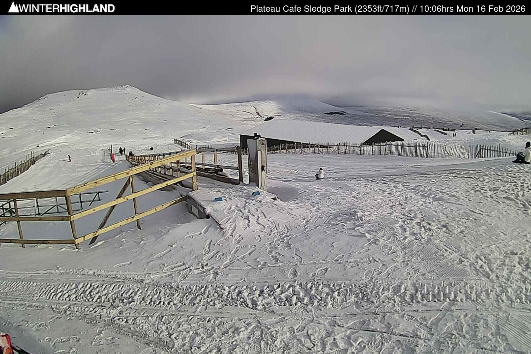 glencoemountain's tweet photo. Some cracking conditions now at @glencoemountain and despite it being Feb midterm still pretty quiet. #glencoe #winterfun #ski #snowboard #sledging https://t.co/5tf1ItN2bQ