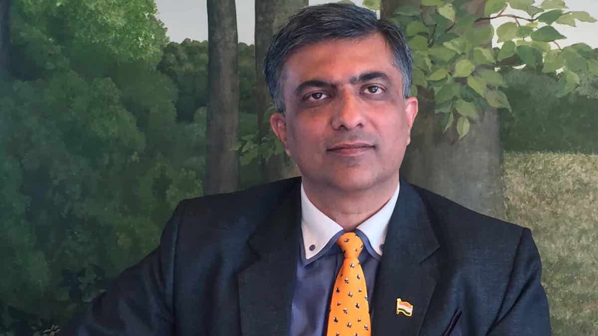 BestMediaInfo's tweet image. FICCI’s Rajiv Aggarwal calls for stronger IP safeguards as AI reshapes creative work 

bestmediainfo.com/mediainfo/medi… 

#creativework #AI #RajivAggarwal #FICCI