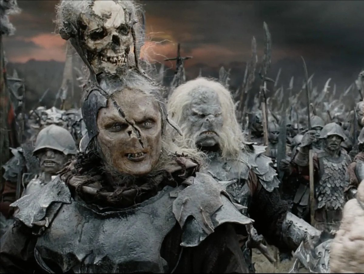 TolkienPolska's tweet photo. "W mojej opowieści nie ma żadnego „symbolizmu" czy świadomej alegorii. 

Alegoria w rodzaju „pięciu czarodziejów = pięć zmysłów" jest całkowicie obca mojemu myśleniu. Było pięciu czarodziejów i jest to po prostu unikalna cecha historii. 

Pytanie, czy orkowie „są" komunistami, jest dla mnie równie sensowne jak pytanie, czy komuniści są orkami."

~ J.R.R. Tolkien
Z listu do Herberta Schiro
17 listopada 1957