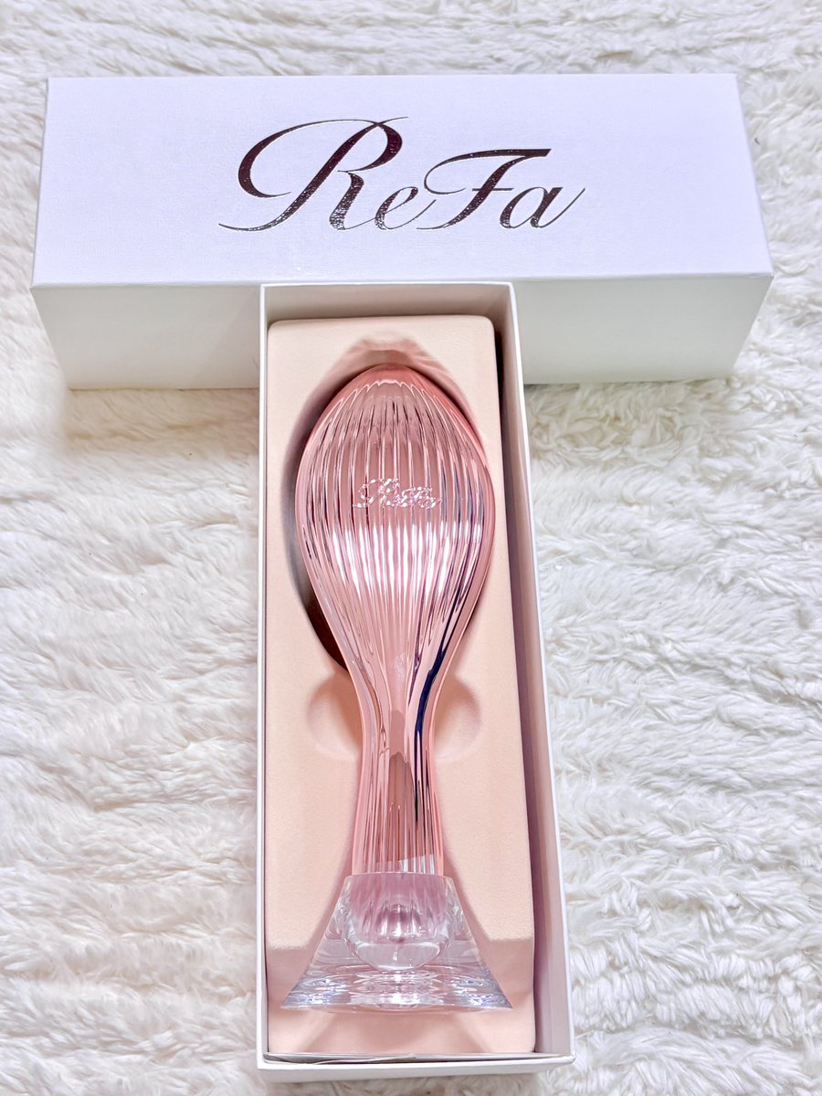 ReFaエールブラシ・レイ 公式ストアでは売り切れていて、ルミネのWeb