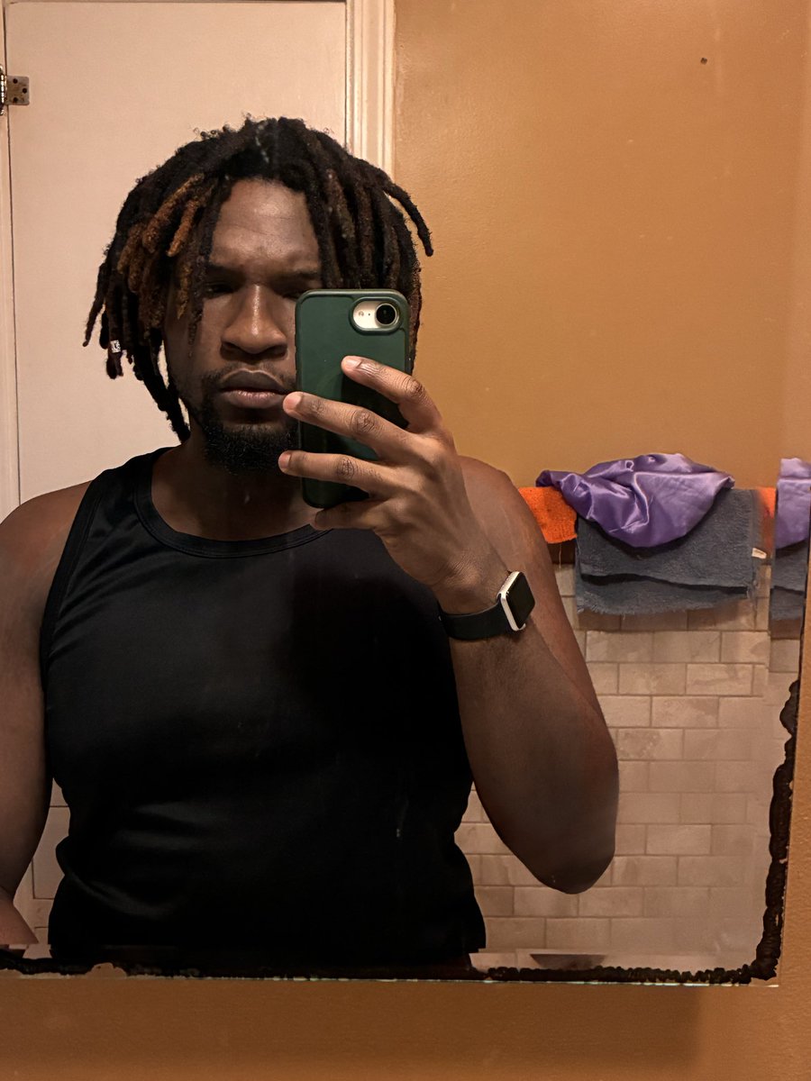 ๐ต๐ฆ๐ฆ ๐ช๐ด ๐ฏ๐ฆ๐ข๐ณ.. tweet media