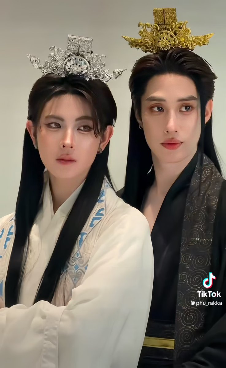 เฟิร์สน่ารักมากแบบดื้อแอบซน ส่วนพี่เติ้ลฟีลร้ายกับคนทั้งโลกแต่ตามใจเธอคนเดียว