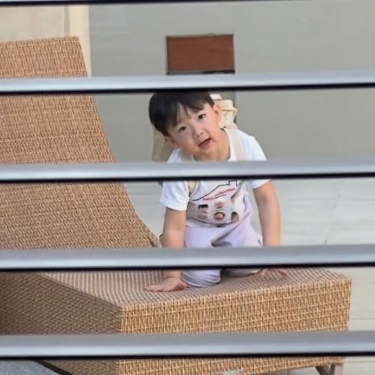 เหมือนนทฮมาเยี่ยมป้าอินเตอเน้ตในคุก